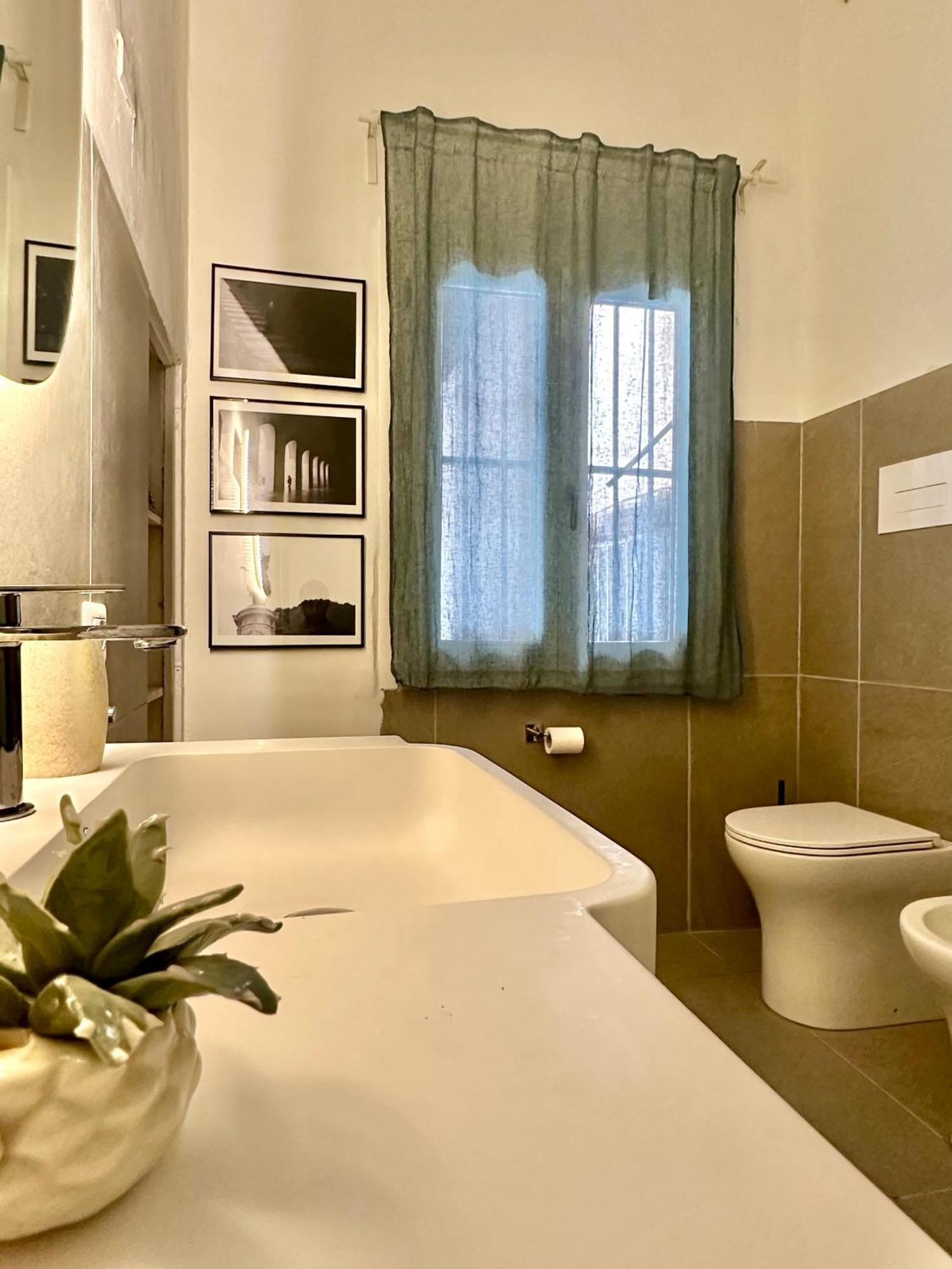Qasr Home Beautiful Apartment In Палермо Екстериор снимка
