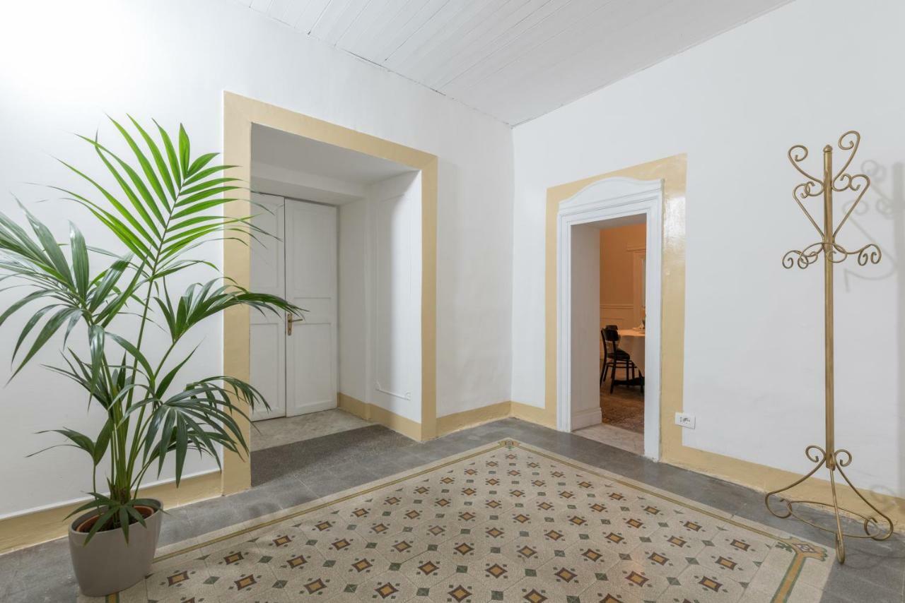 Qasr Home Beautiful Apartment In Палермо Екстериор снимка