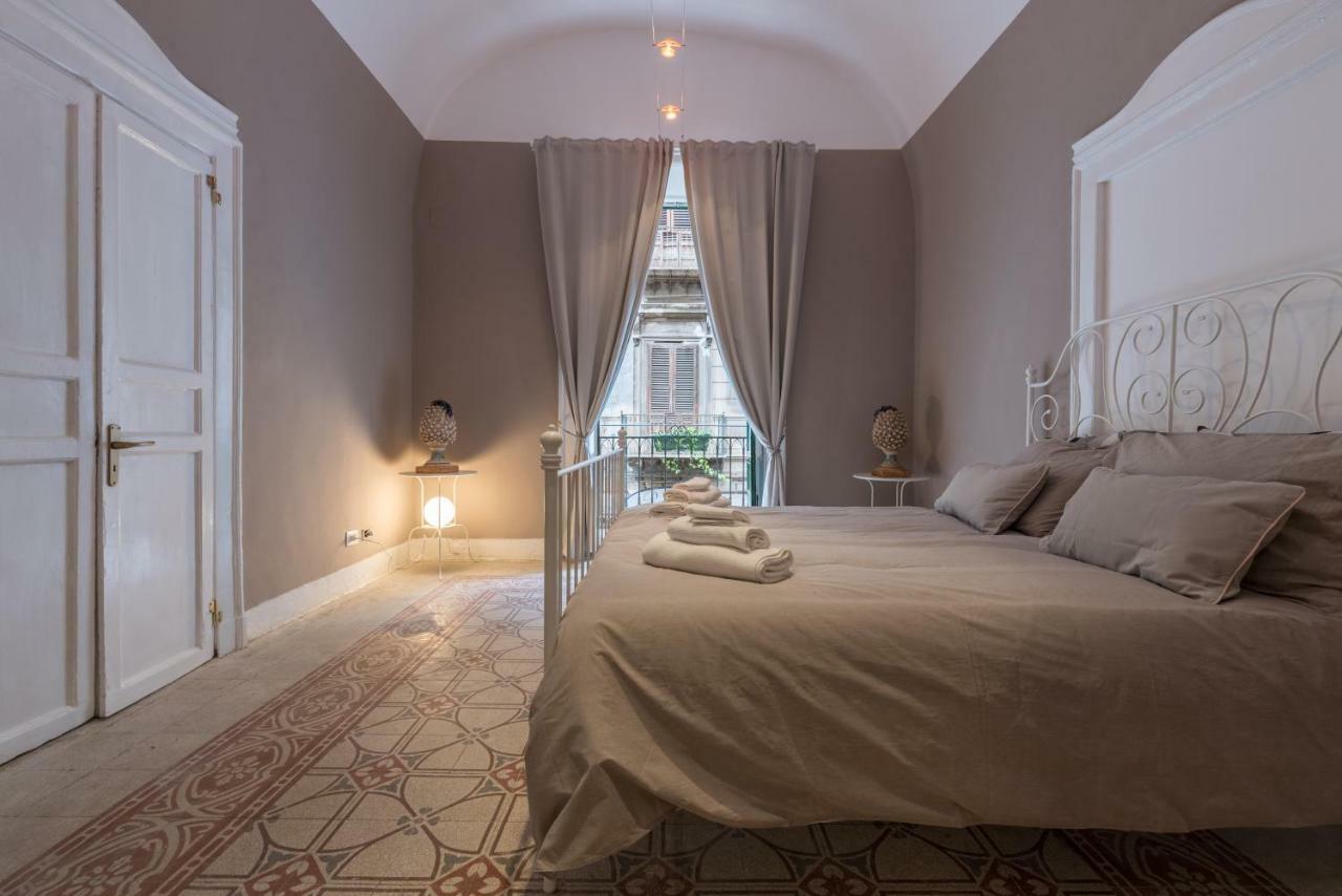 Qasr Home Beautiful Apartment In Палермо Екстериор снимка